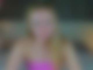 LindaBloomss's Live Sex Cam Show