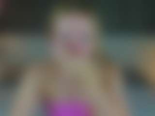 LindaBloomss's Live Sex Cam Show
