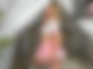 Live cam show with LindaBloomss - Camel Toe on Fling VIP Chat
