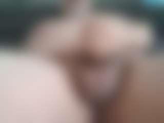loveithard13's Live Sex Cam Show