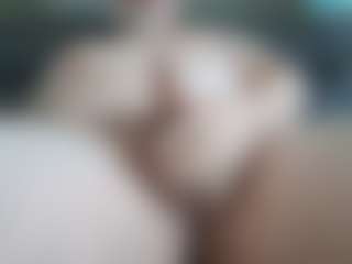 loveithard13's Live Sex Cam Show