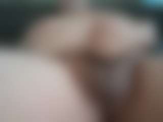 loveithard13's Live Sex Cam Show
