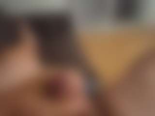 loveithard13's Live Sex Cam Show