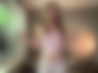 Live cam show with LucileGuidi - Spank on crypto-cams