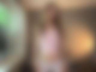Live cam show with LucileGuidi - Drinking on Camsoda