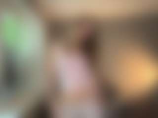 Live cam show with LucileGuidi - Tattoos on Camsoda