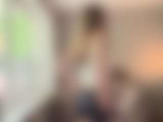 Live cam show with LucileGuidi - Sexwebcam Pornstar on CamClone