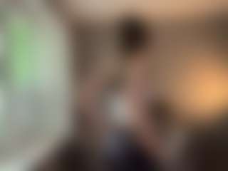 Live cam show with LucileGuidi - Big Tits Brown Hair on Hubzter Live
