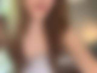 Live cam show with LucileGuidi - Longhair on livesuperchat.net