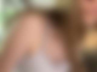 Live cam show with LucileGuidi - Drinking on fapnchat