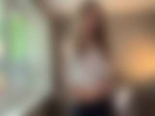 Live cam show with LucileGuidi - Cum on Streamer API