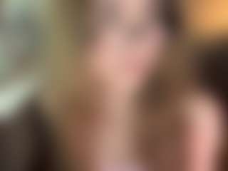 Live cam show with LucileGuidi - Skinny on liverealitysex.com