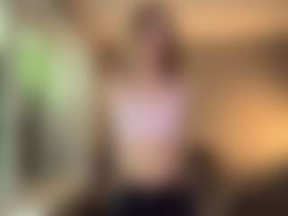 Live cam show with LucileGuidi - Blue Eyes on Camsoda