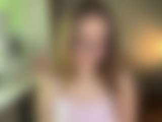 LucileGuidi's Live Sex Cam Show