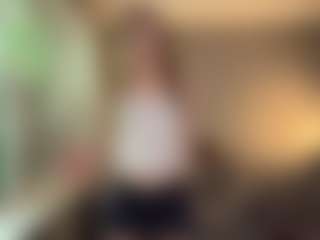 LucileGuidi's Live Sex Cam Show