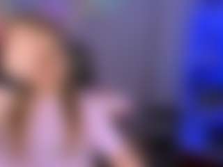 Live cam show with luna-gold12 - White on StripNow