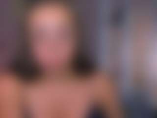 Live cam show with luna-gold12 - HD on Milfs Live