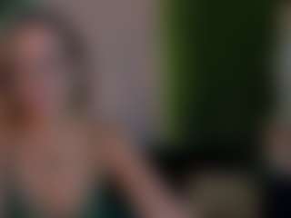 luna-gold12's Live Sex Cam Show