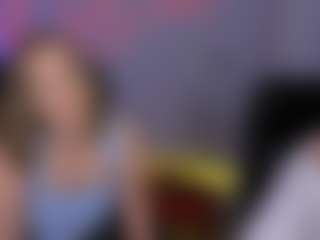 luna-gold12's Live Sex Cam Show
