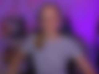 Live cam show with luna-gold12 - Strip on Soda Cam