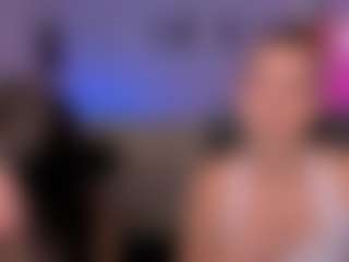 Live cam show with luna-gold12 - Tease on Camsoda