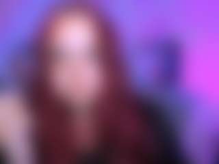 Live cam show with luna-gold12 - Strip on Camming Site