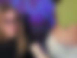 luna-gold12's Live Sex Cam Show