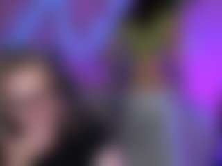 luna-gold12's Live Sex Cam Show