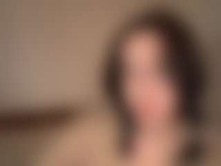 Live cam show with Lilly - Shaved Pussy Teen (18+) on galaxygirlnitro.com