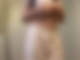 MapleZachariades's Live Sex Cam Show