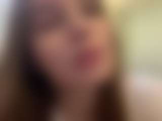 Live cam show with MapleZachariades - Natural on TeamSkeetLive