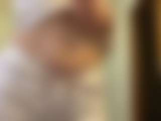 MapleZachariades's Live Sex Cam Show