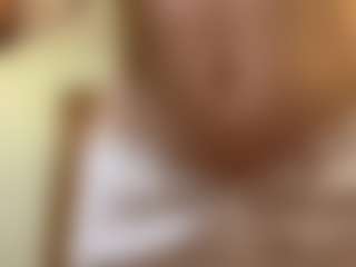 Live cam show with MapleZachariades - Flashing on pussylord.com