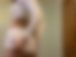 Live cam show with MapleZachariades - Public on Ass Tok
