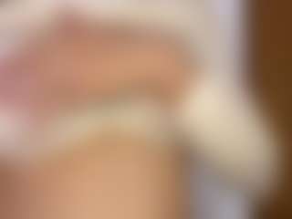 MapleZachariades's Live Sex Cam Show