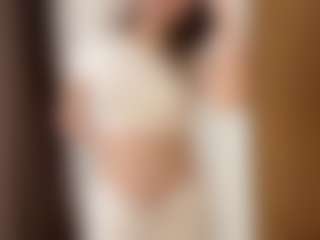 Live cam show with MapleZachariades - Granny Brown Hair on Camsoda