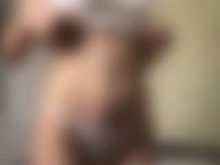 Live cam show with MapleZachariades - Public on googirlz