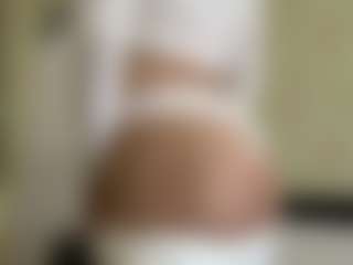 MapleZachariades's Live Sex Cam Show