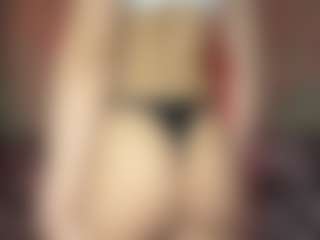 Live cam show with MapleZachariades - Handjob on Hubzter Live