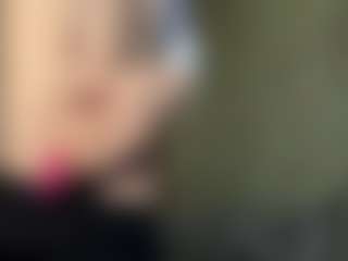MapleZachariades's Live Sex Cam Show