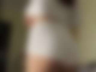 Live cam show with MapleZachariades - Anal Brown Hair on Milfs Live