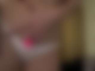 MapleZachariades's Live Sex Cam Show
