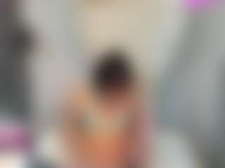 Live cam show with melody27 - Brown Eyes on Camsoda