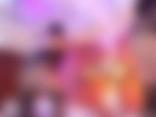 MiaGingerr's Live Sex Cam Show