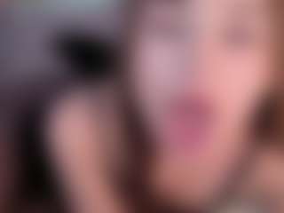 Live cam show with MiaKep - Full Nudity on xfollow cams