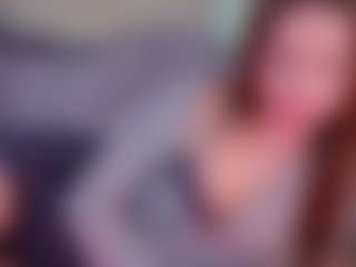 Live cam show with MiaKep - Brown Hair on StripNow