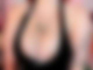 Live cam show with MiuMaka - Curvy Young Adult on CamClone