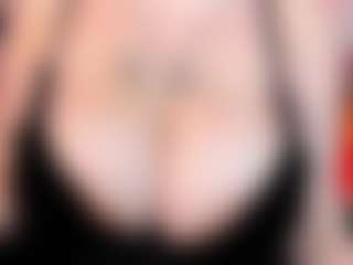 MiuMaka's Live Sex Cam Show