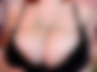 MiuMaka's Live Sex Cam Show