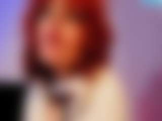 Live cam show with MiuMaka - Upskirt on Camsoda